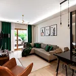 Golden Apartments Warsaw - Two Bedrooms Luxury Apartment In The Center - Mennica Residence